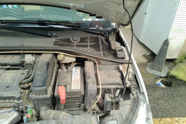 Used Peugeot 301 2014 1.6L Manual Comfort Edition CNG Engine Bay Left