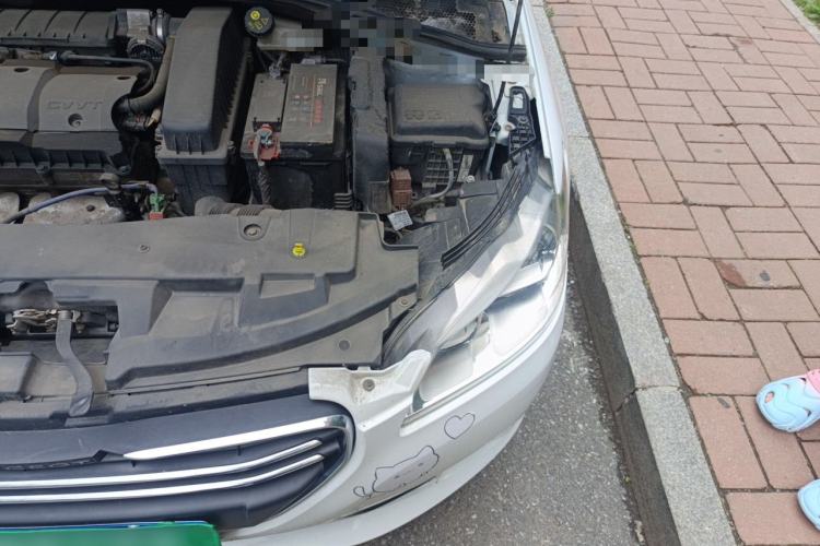 Used Peugeot 301 2014 1.6L Manual Comfort Edition Engine Bay Left