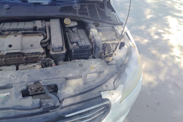 Used Peugeot 301 2014 1.6L Manual Comfort Edition Engine Bay Left