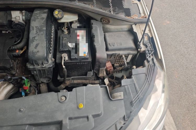 Used Peugeot 301 2014 1.6L Manual Comfort Edition Engine Bay Left