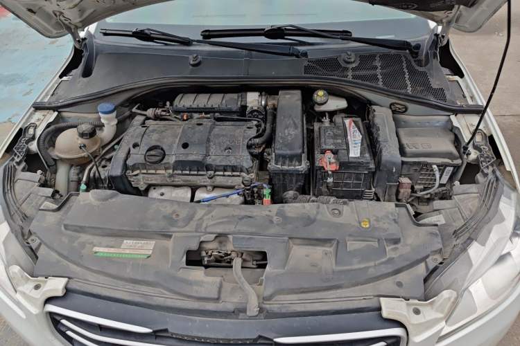 Used Peugeot 301 2014 1.6L Manual Comfort Edition Engine Bay