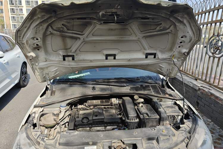 Used Peugeot 301 2014 1.6L Automatic Comfort Edition Engine Bay