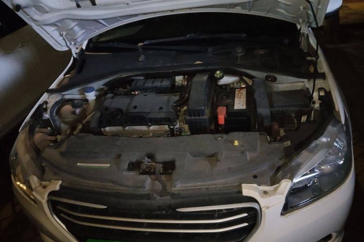 Used Peugeot 301 2014 1.6L Manual Comfort Edition Engine Bay