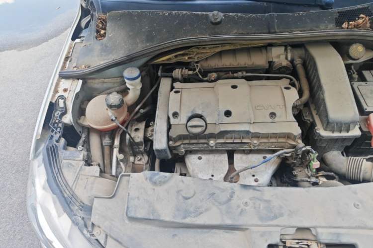 Used Peugeot 301 2014 1.6L Manual Comfort Edition Engine Bay Right