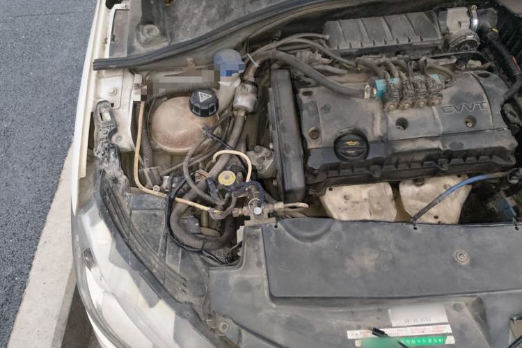 Used Peugeot 301 2014 1.6L Manual Comfort Edition Engine Bay Right