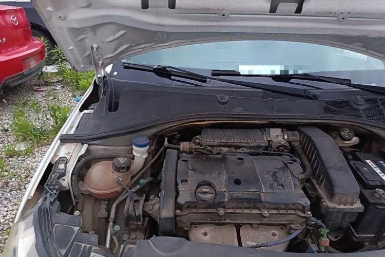 Used Peugeot 301 2014 1.6L Manual Comfort Edition Engine Bay Right