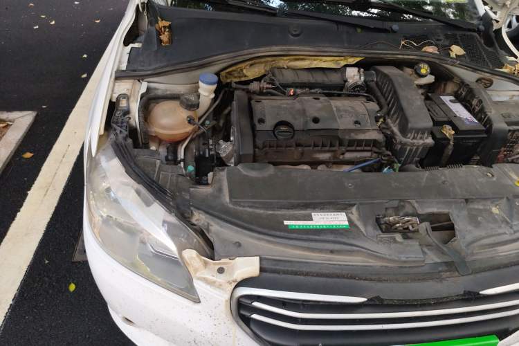 Used Peugeot 301 2014 1.6L Automatic Comfort Edition Engine Bay Right