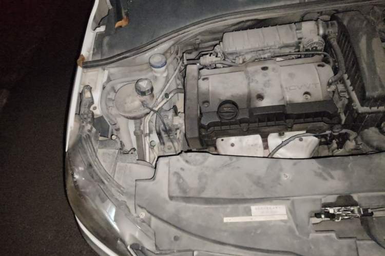 Used Peugeot 301 2014 1.6L Automatic Comfort Edition Engine Bay Right
