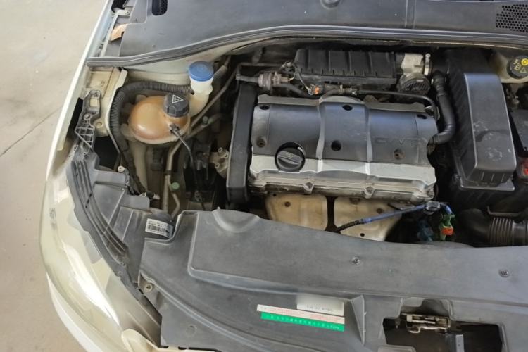 Used Peugeot 301 2014 1.6L Automatic Luxury Edition Engine Bay Right