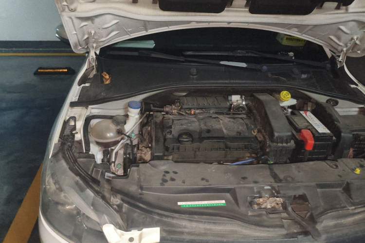 Used Peugeot 301 2014 1.6L Automatic Comfort Edition Engine Bay Right