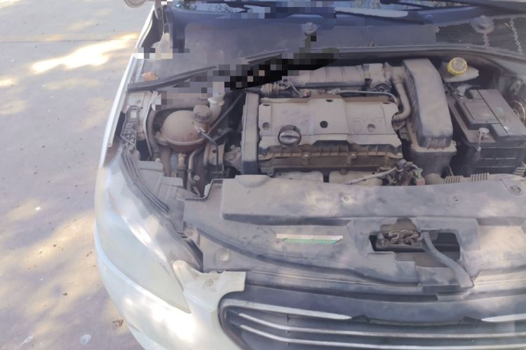 Used Peugeot 301 2014 1.6L Manual Comfort Edition Engine Bay Right