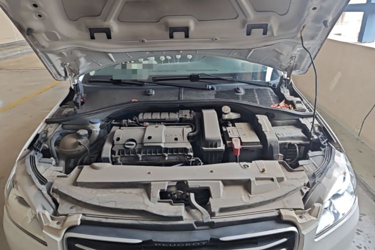 Used Peugeot 301 2014 1.6L Manual Comfort Edition Engine Bay