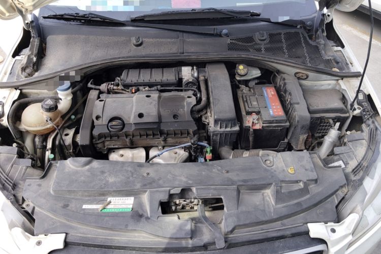 Used Peugeot 301  Engine Bay