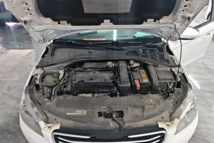 Used Peugeot 301 2014 1.6L Manual Comfort Edition Engine Bay