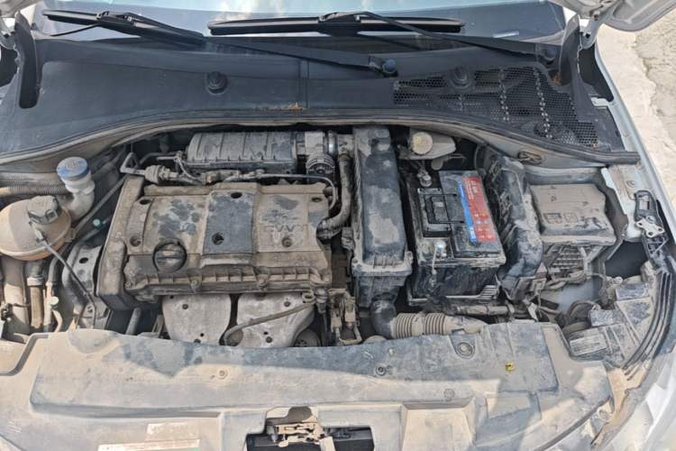 Used Peugeot 301 2014 1.6L Manual Comfort Edition CNG Engine Bay