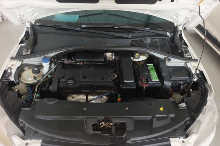 Used Peugeot 301 2014 1.6L Manual Comfort Edition Engine Bay