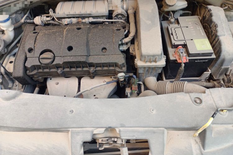 Used Peugeot 301 2014 1.6L Manual Comfort Edition Engine Bay