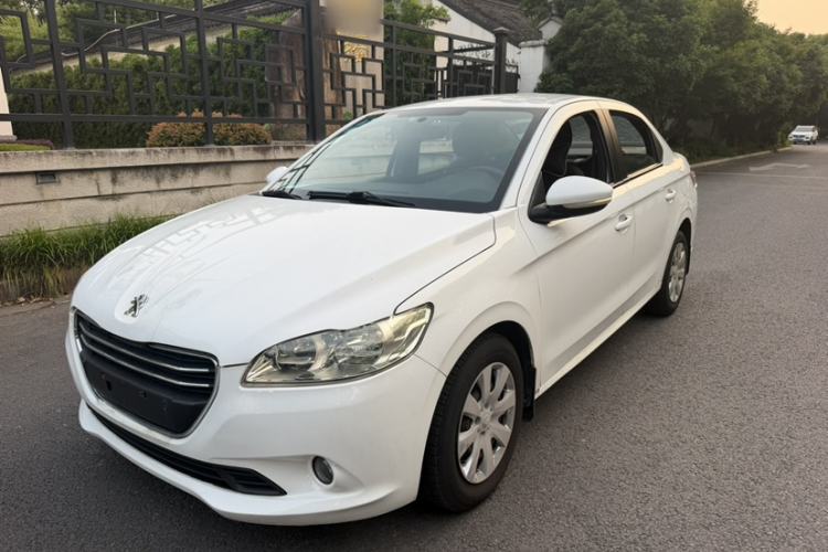 Used Peugeot 301 2014 1.6L Manual Comfort Edition Exterior 3