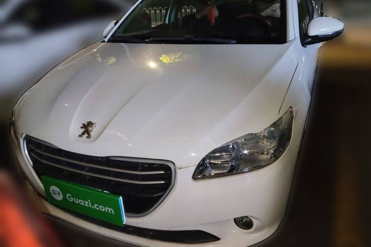 Used Peugeot 301 2014 1.6L Manual Comfort Edition Front