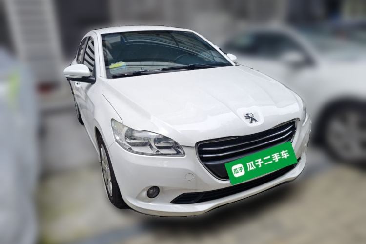 Used Peugeot 301 2014 1.6L Manual Comfort Edition Front Right 45 Deg