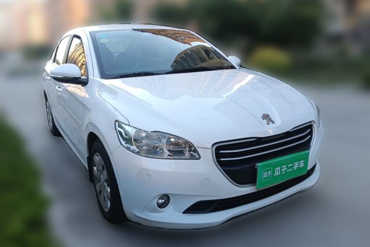Used Peugeot 301 2014 1.6L Automatic Comfort Edition Front Right 45 Deg
