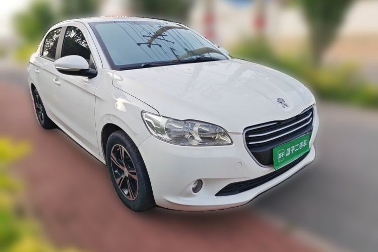 Used Peugeot 301 2014 1.6L Manual Comfort Edition Front Right 45 Deg