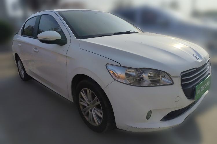 Used Peugeot 301 2014 1.6L Manual Comfort Edition Front Right 45 Deg