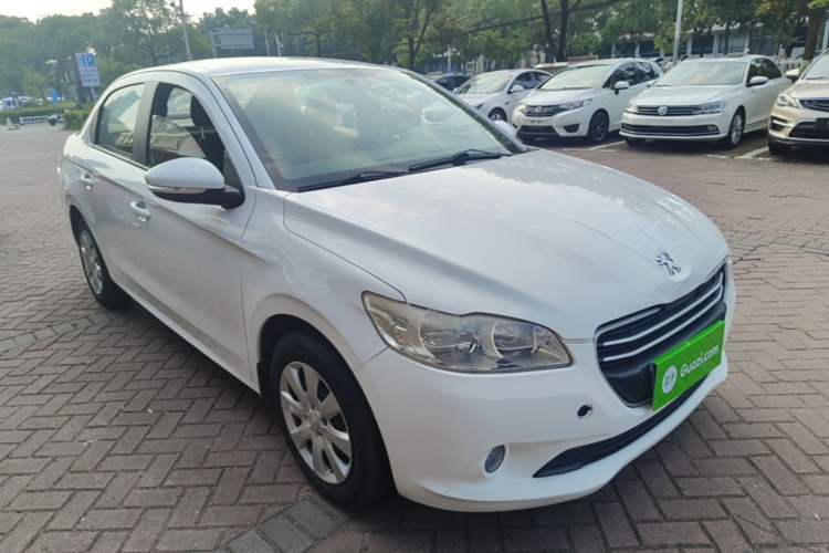 Used Peugeot 301 2014 1.6L Manual Comfort Edition Front Right 45 Deg