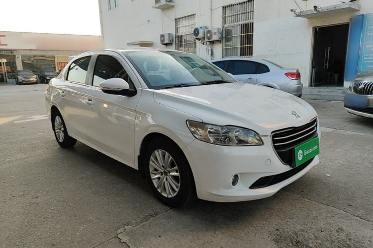 Used Peugeot 301 2014 1.6L Manual Comfort Edition Front Right 45 Deg