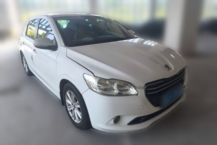 Used Peugeot 301 2014 1.6L Manual Comfort Edition Front Right 45 Deg