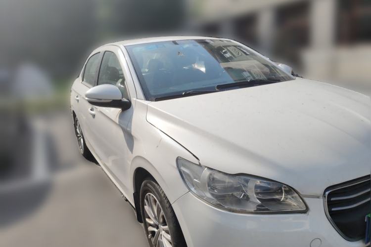 Used Peugeot 301 2014 1.6L Manual Luxury Edition Front Right 45 Deg
