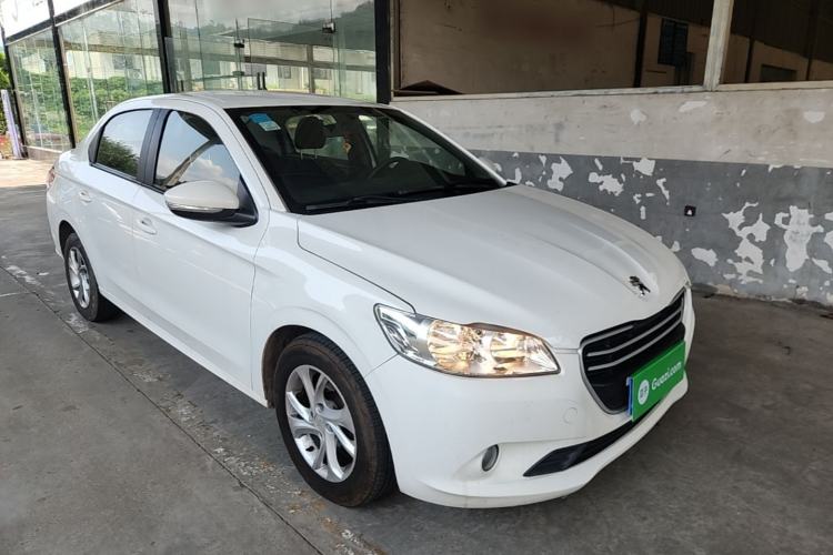 Used Peugeot 301 2014 1.6L Manual Comfort Edition Front Right 45 Deg