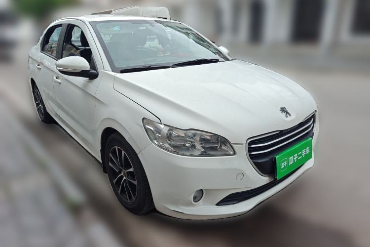 Used Peugeot 301 2014 1.6L Manual Comfort Edition Front Right 45 Deg