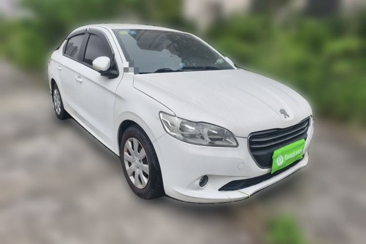 Used Peugeot 301 2014 1.6L Automatic Comfort Edition Front Right 45 Deg