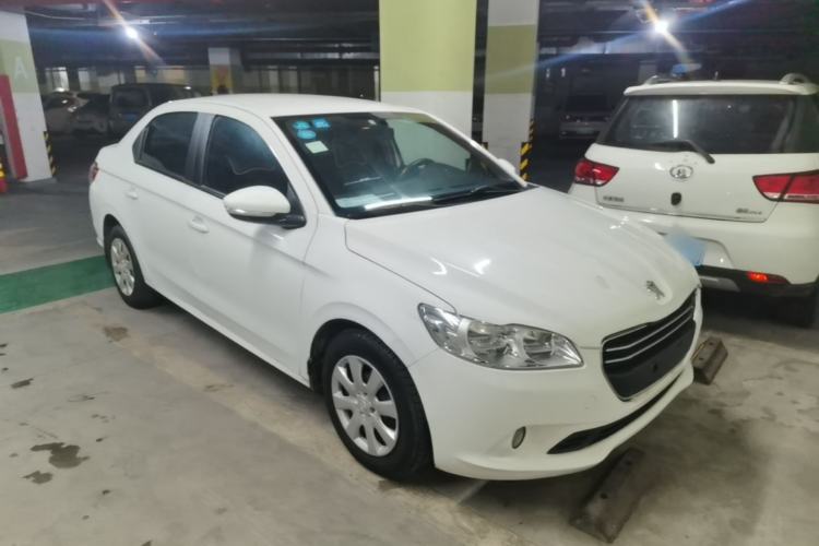 Used Peugeot 301 2014 1.6L Manual Comfort Edition Front Right 45 Deg