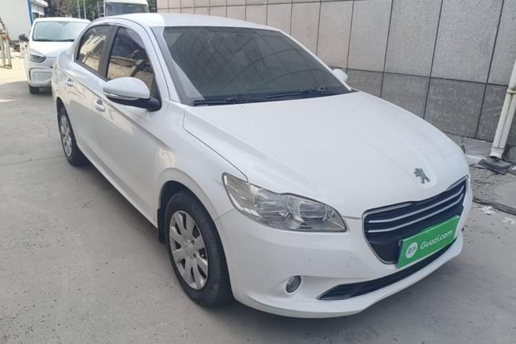 Used Peugeot 301 2014 1.6L Manual Comfort Edition Front Right 45 Deg