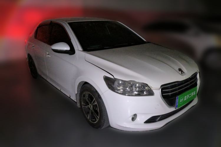 Used Peugeot 301 2014 1.6L Manual Comfort Edition Front Right 45 Deg