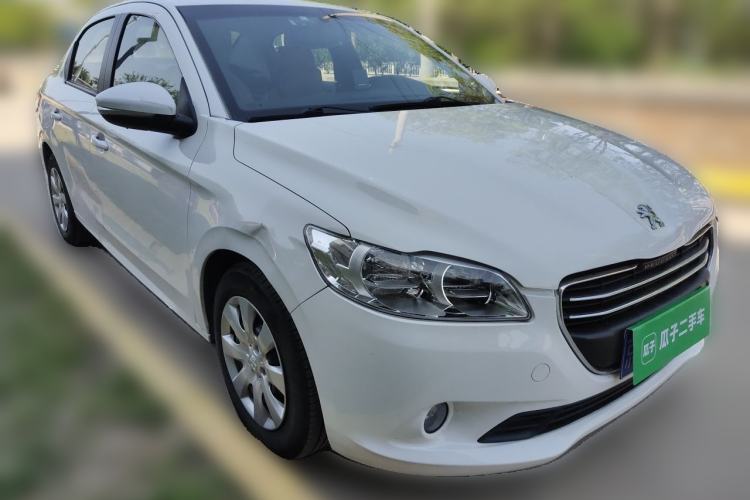 Used Peugeot 301 2014 1.6L Manual Comfort Edition Front Right 45 Deg