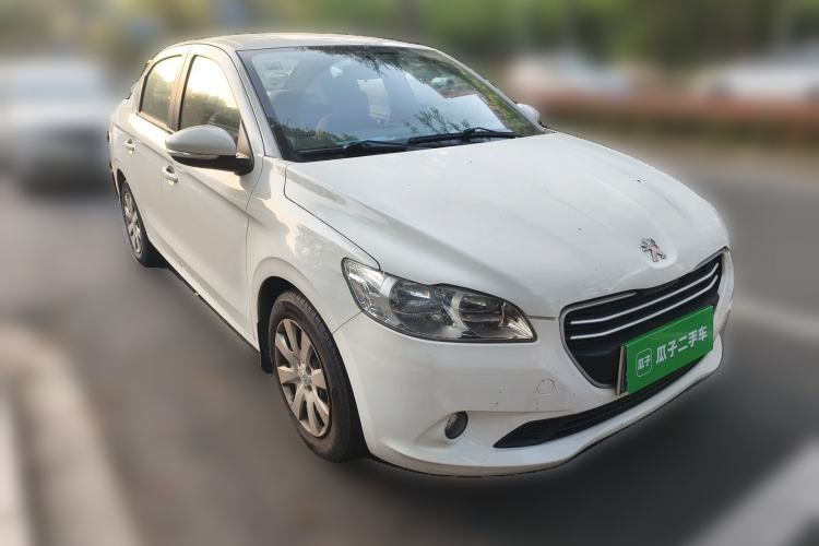 Used Peugeot 301 2014 1.6L Manual Comfort Edition Front Right 45 Deg