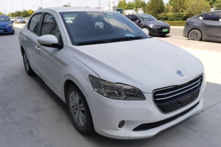 Used Peugeot 301 2014 1.6L Automatic Comfort Edition Front Right 45 Deg