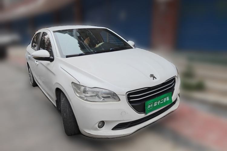 Used Peugeot 301 2014 1.6L Automatic Comfort Edition Front Right 45 Deg