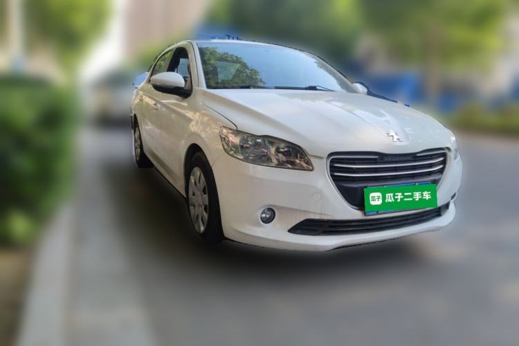Used Peugeot 301 2014 1.6L Manual Comfort Edition Front Right 45 Deg