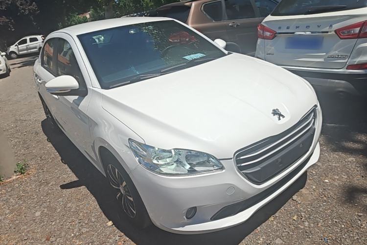 Used Peugeot 301 2014 1.6L Automatic Comfort Edition Front Right 45 Deg