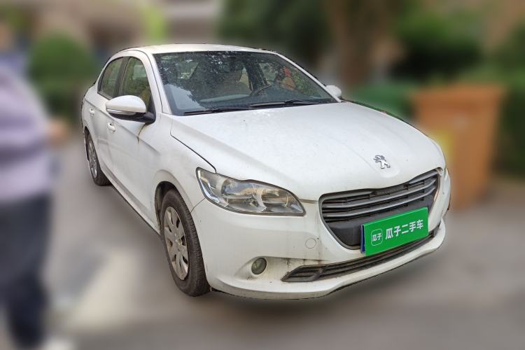 Used Peugeot 301 2014 1.6L Manual Comfort Edition Front Right 45 Deg
