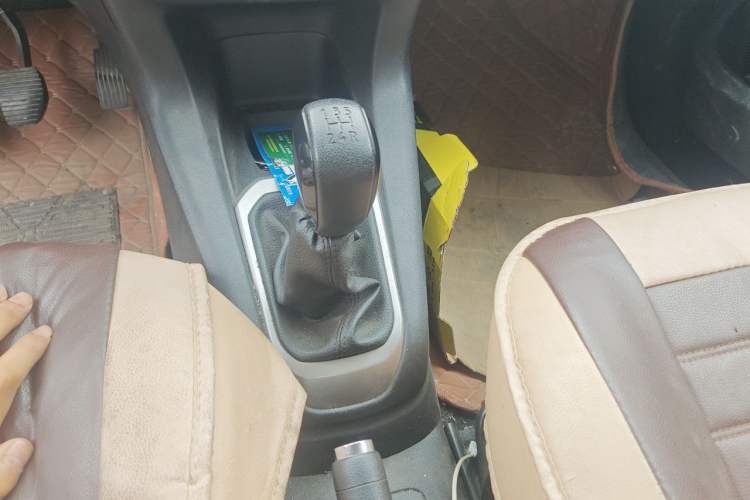 Used Peugeot 301 2014 1.6L Manual Comfort Edition Gear Lever