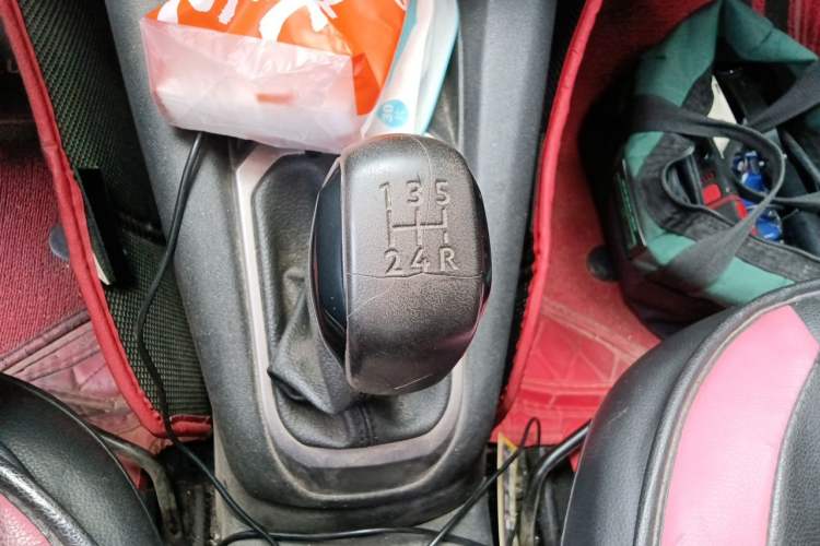Used Peugeot 301 2014 1.6L Manual Comfort Edition Gear Lever