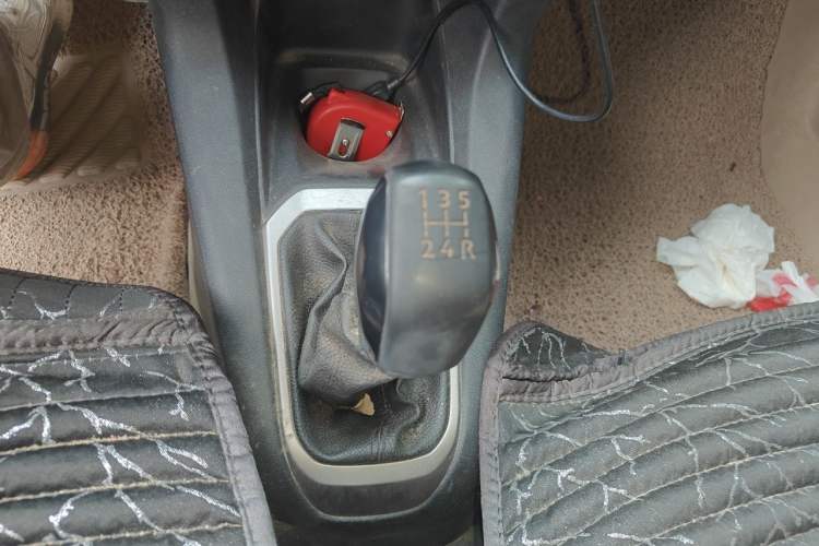 Used Peugeot 301 2014 1.6L Manual Comfort Edition Gear Lever