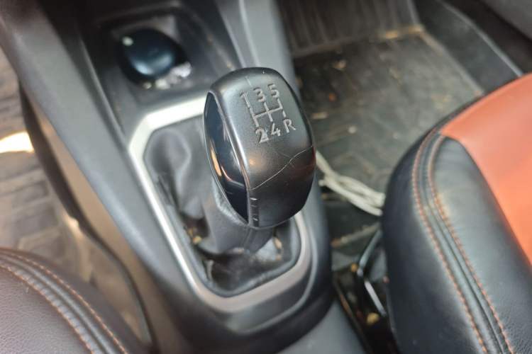 Used Peugeot 301 2014 1.6L Manual Comfort Edition Gear Lever