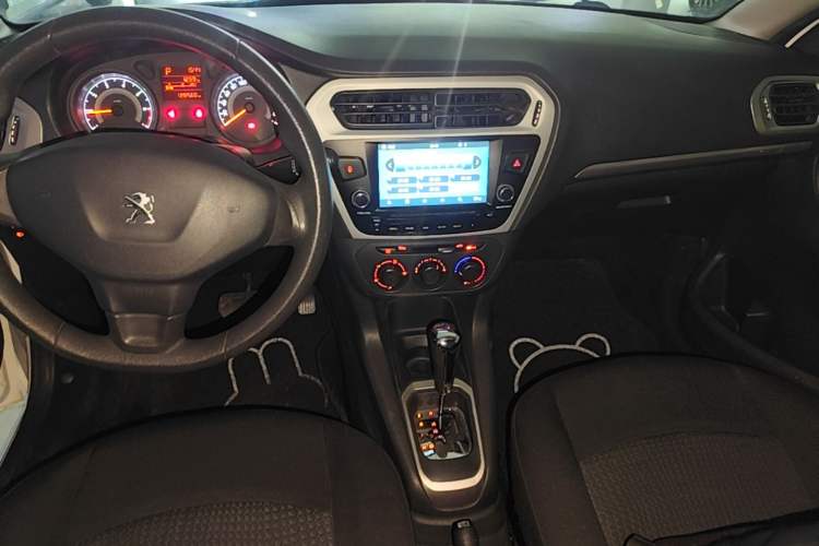 Used Peugeot 301 2014 1.6L Automatic Comfort Edition Gear Lever