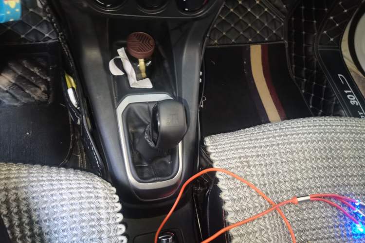 Used Peugeot 301 2014 1.6L Manual Comfort Edition Gear Lever